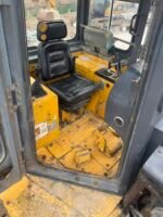 Shantui SD16L wetland bulldozer Year2012 - Image 5